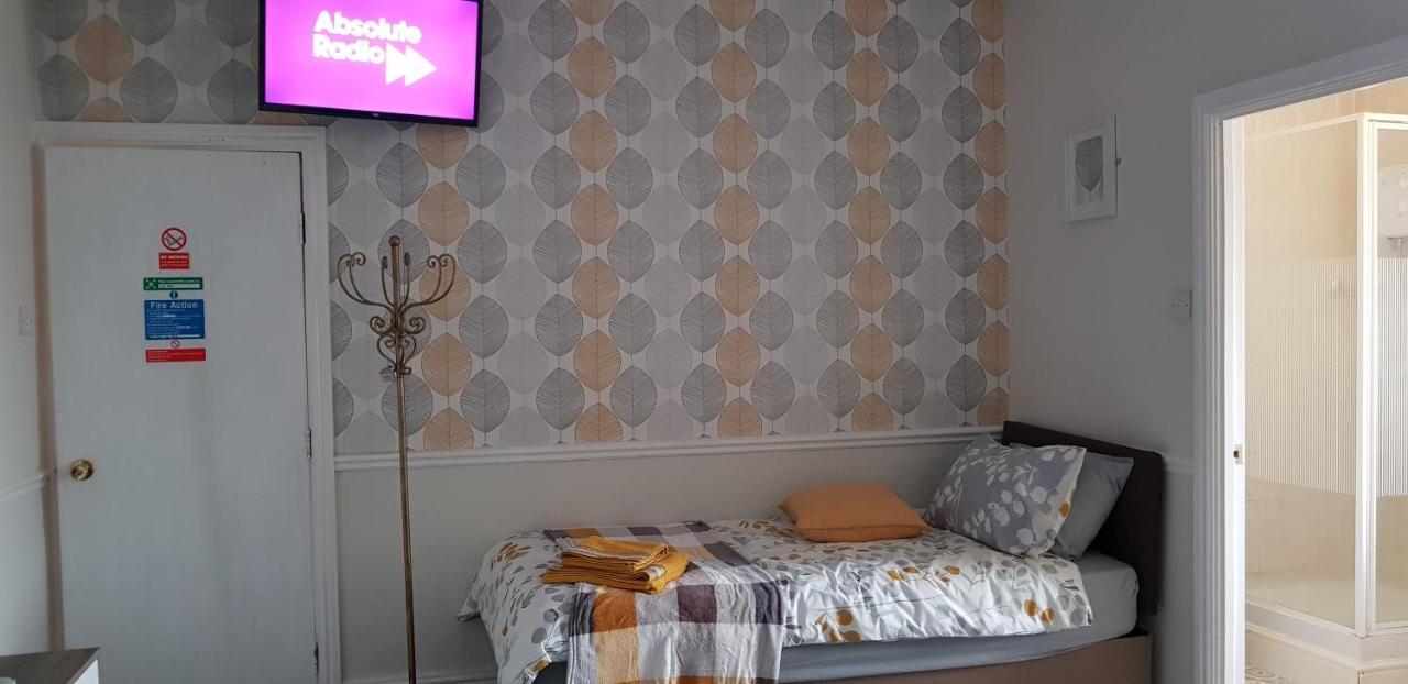Hotel The New Wellington à Brierley Hill Extérieur photo